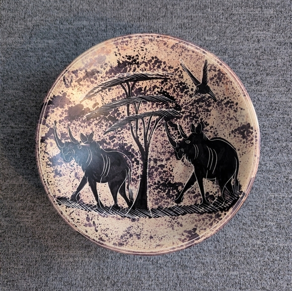 Carved/Etched African Safari with Rhinos Purple 6" Soapstone Bowl - Picture 1 of 3